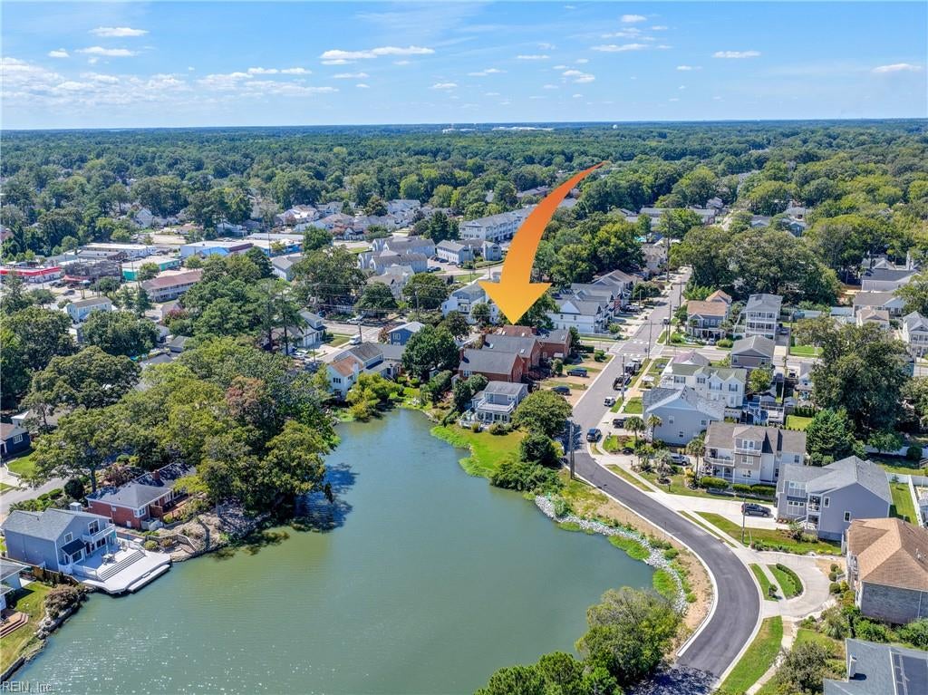 536 Lakewood CIR