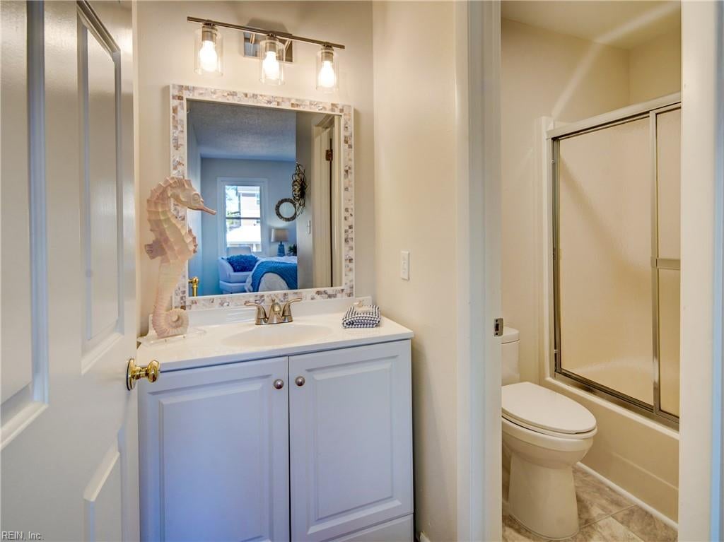 536 Lakewood CIR