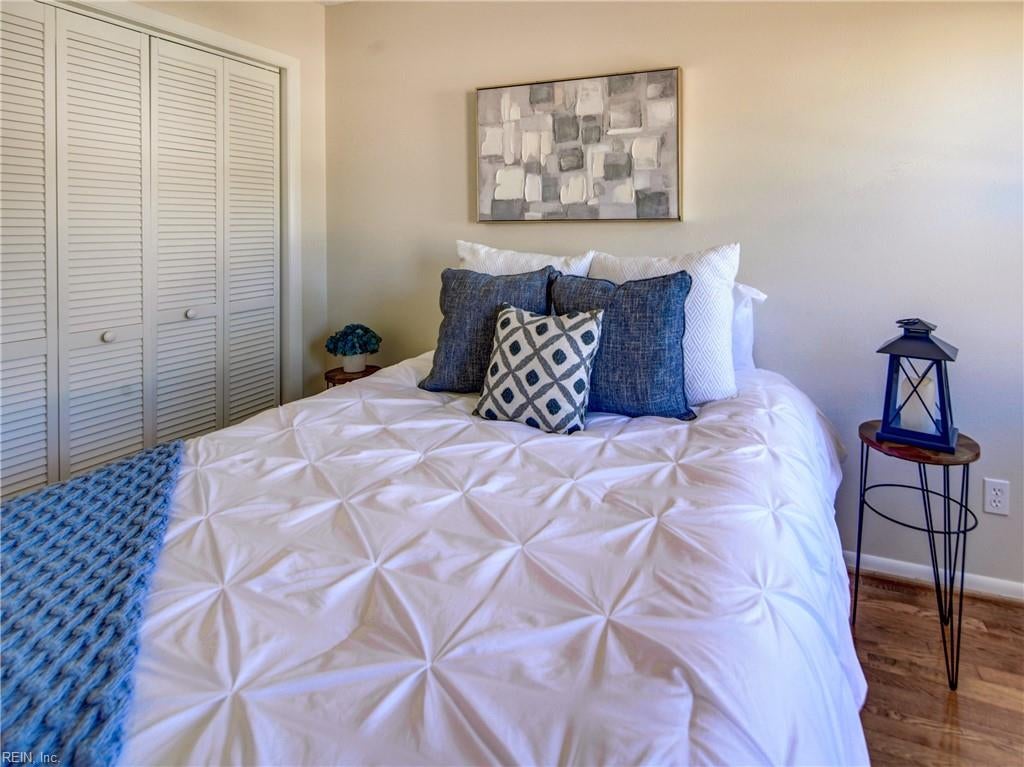 536 Lakewood CIR