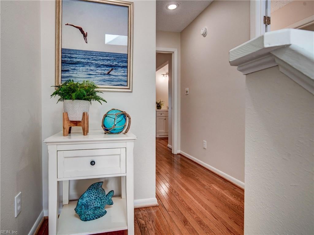 536 Lakewood CIR