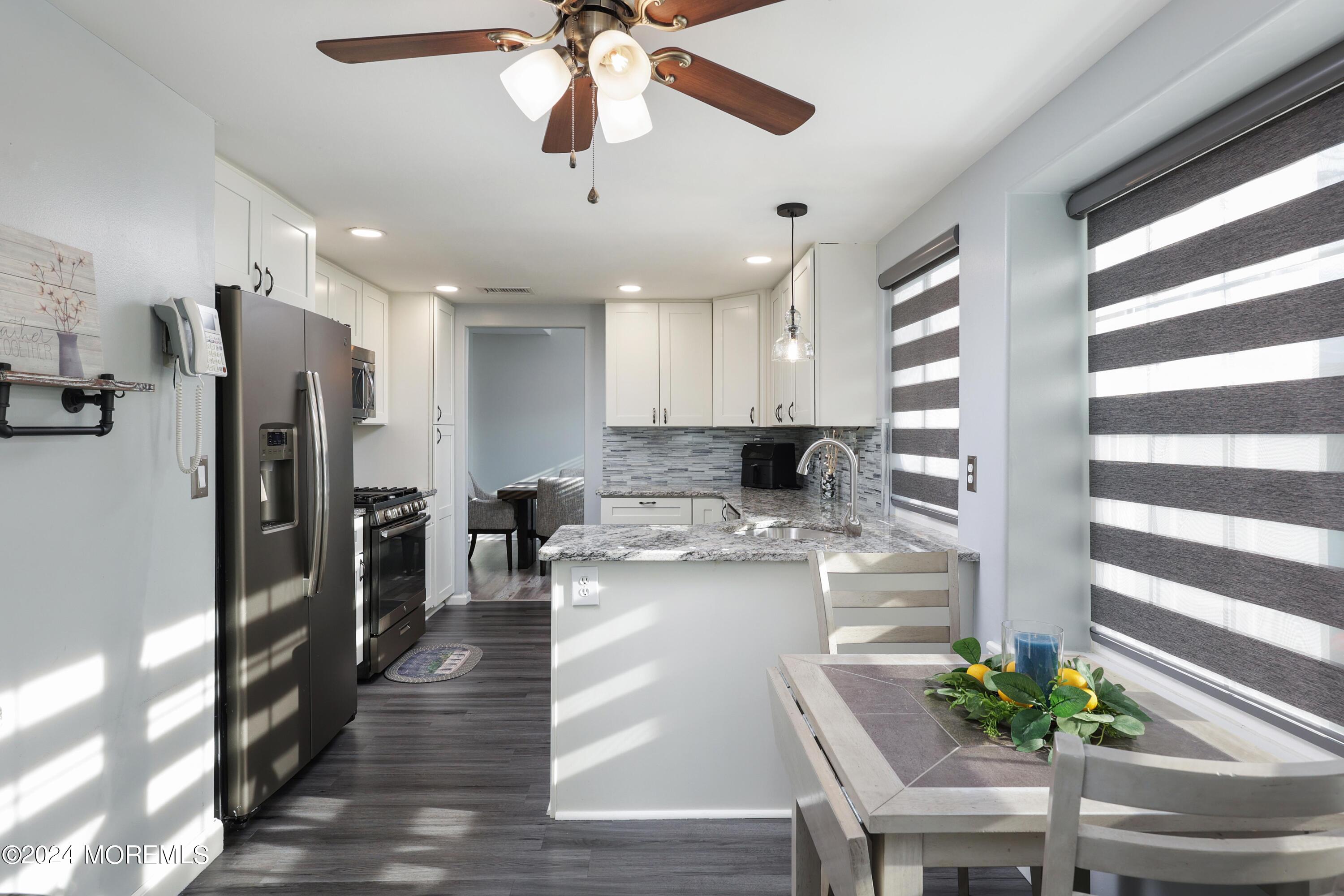 1001B Thornbury Lane