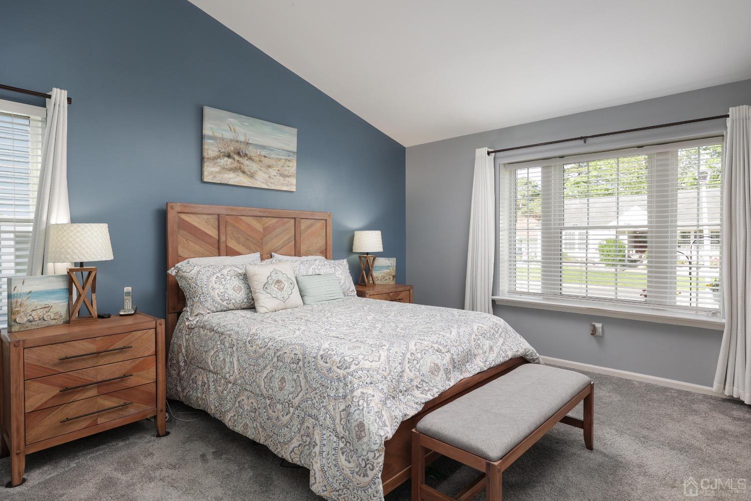 1001 Thornbury Lane # B