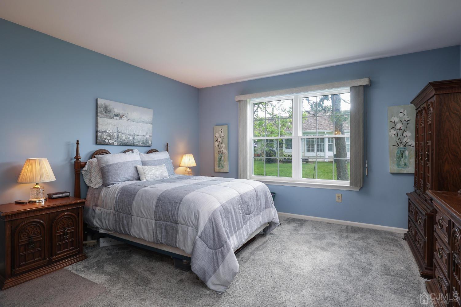 1001 Thornbury Lane # B