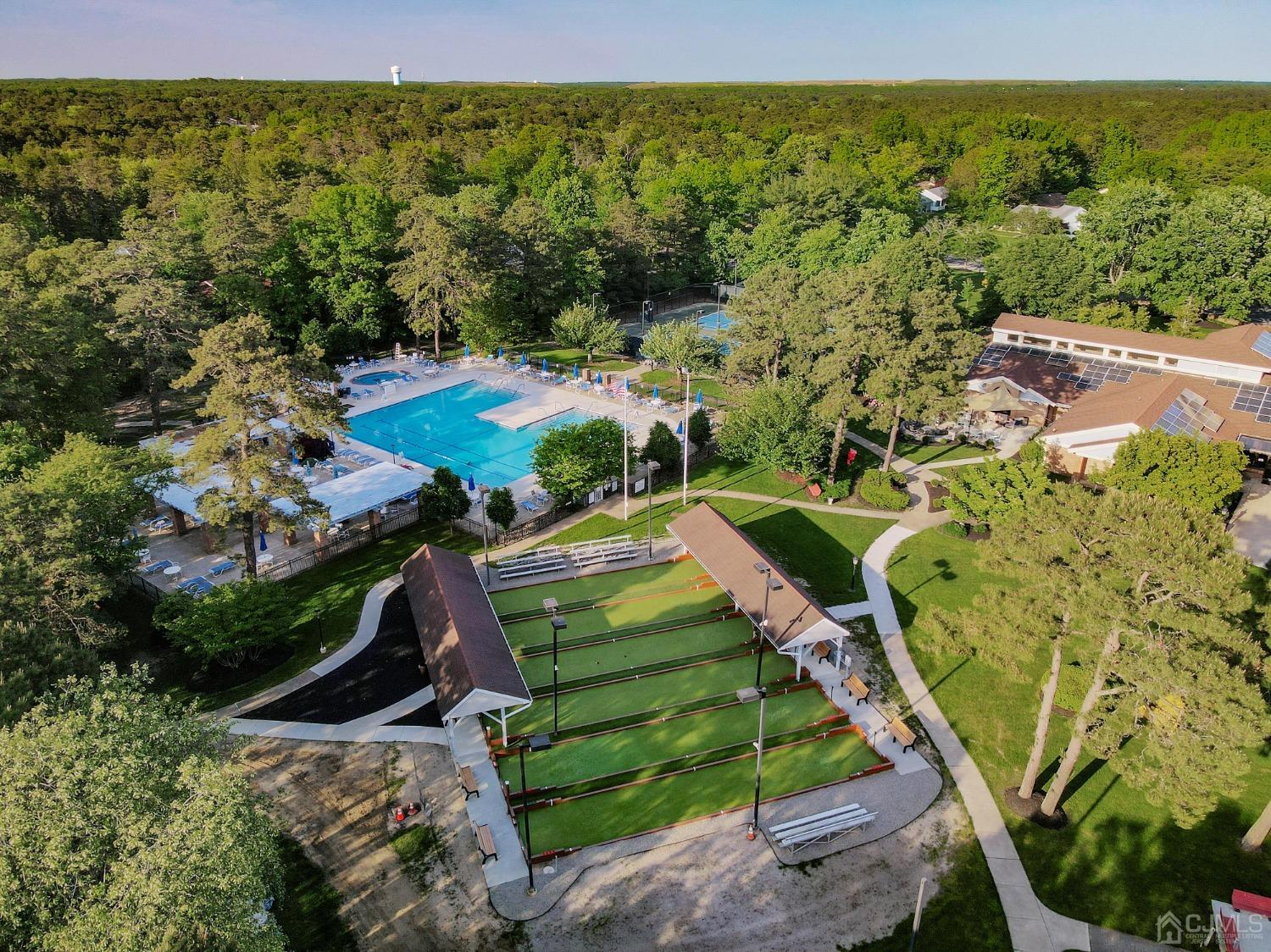 1001 Thornbury Lane # B