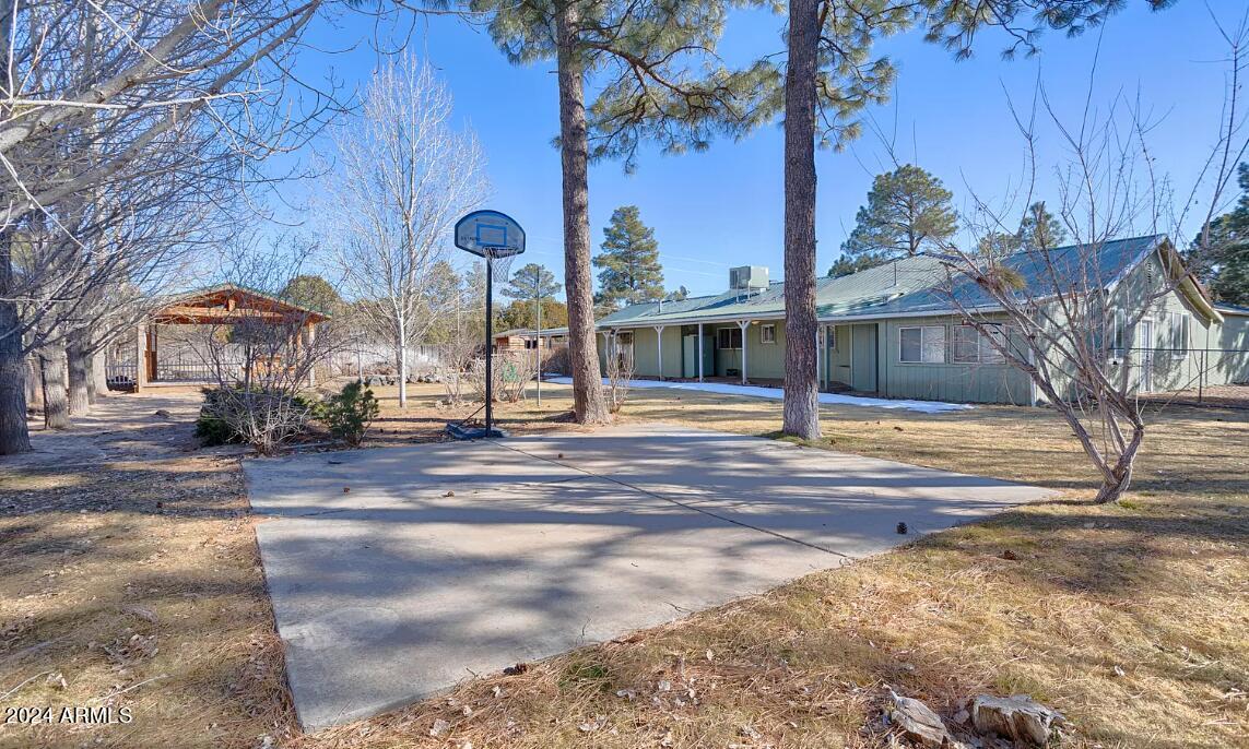 1762 MOUNTAIN VIEW Way