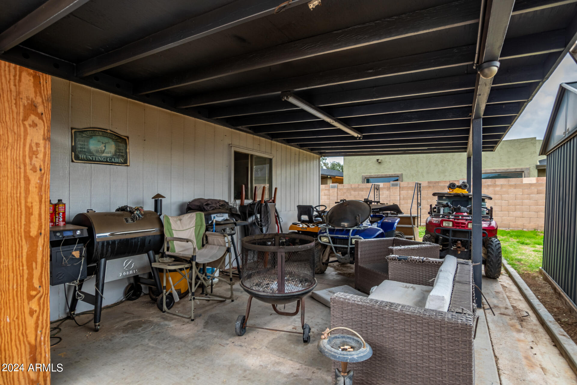 3402 W WILLOW Avenue