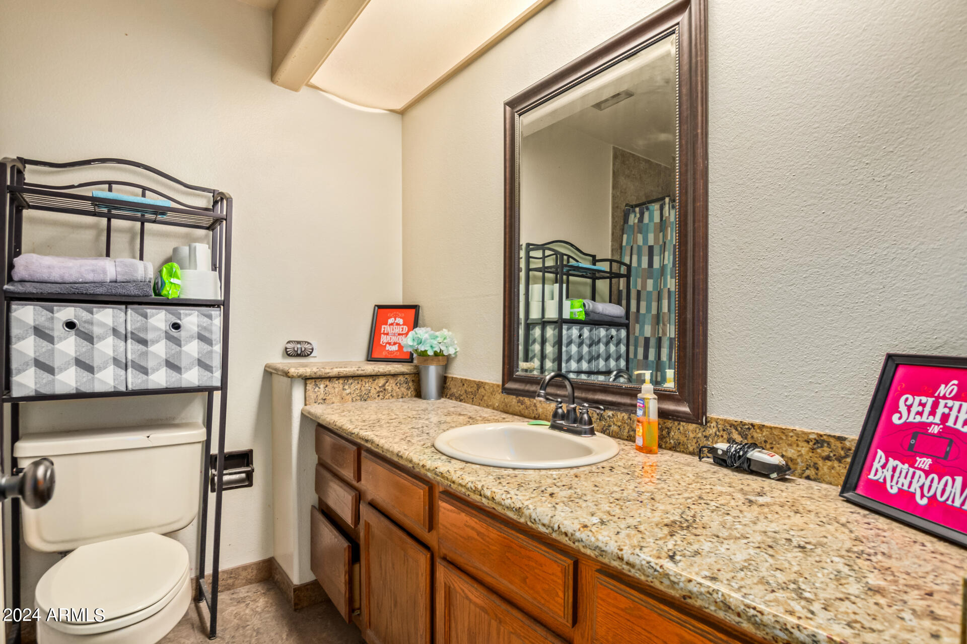 3402 W WILLOW Avenue