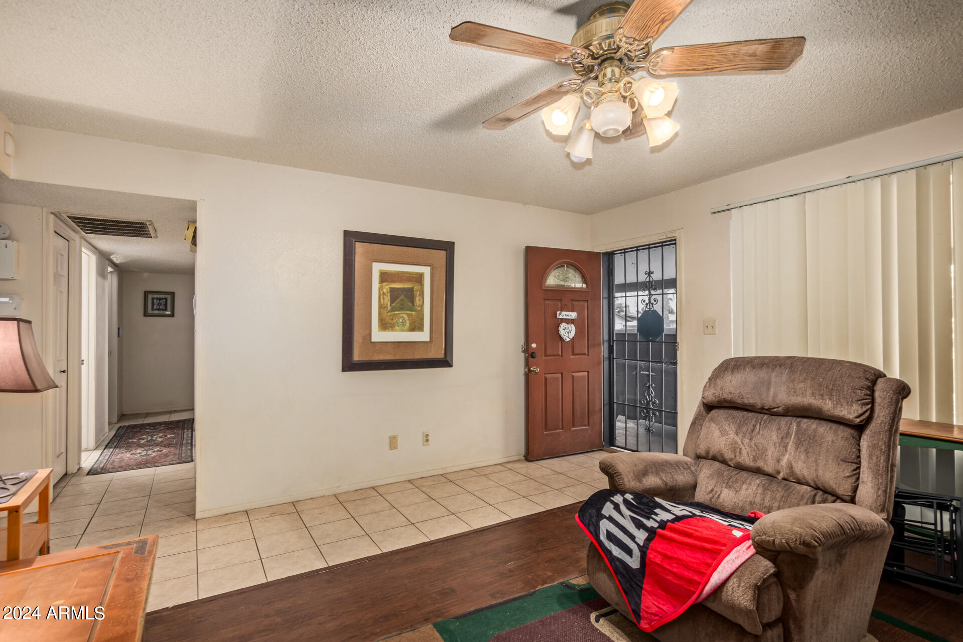 3402 W WILLOW Avenue