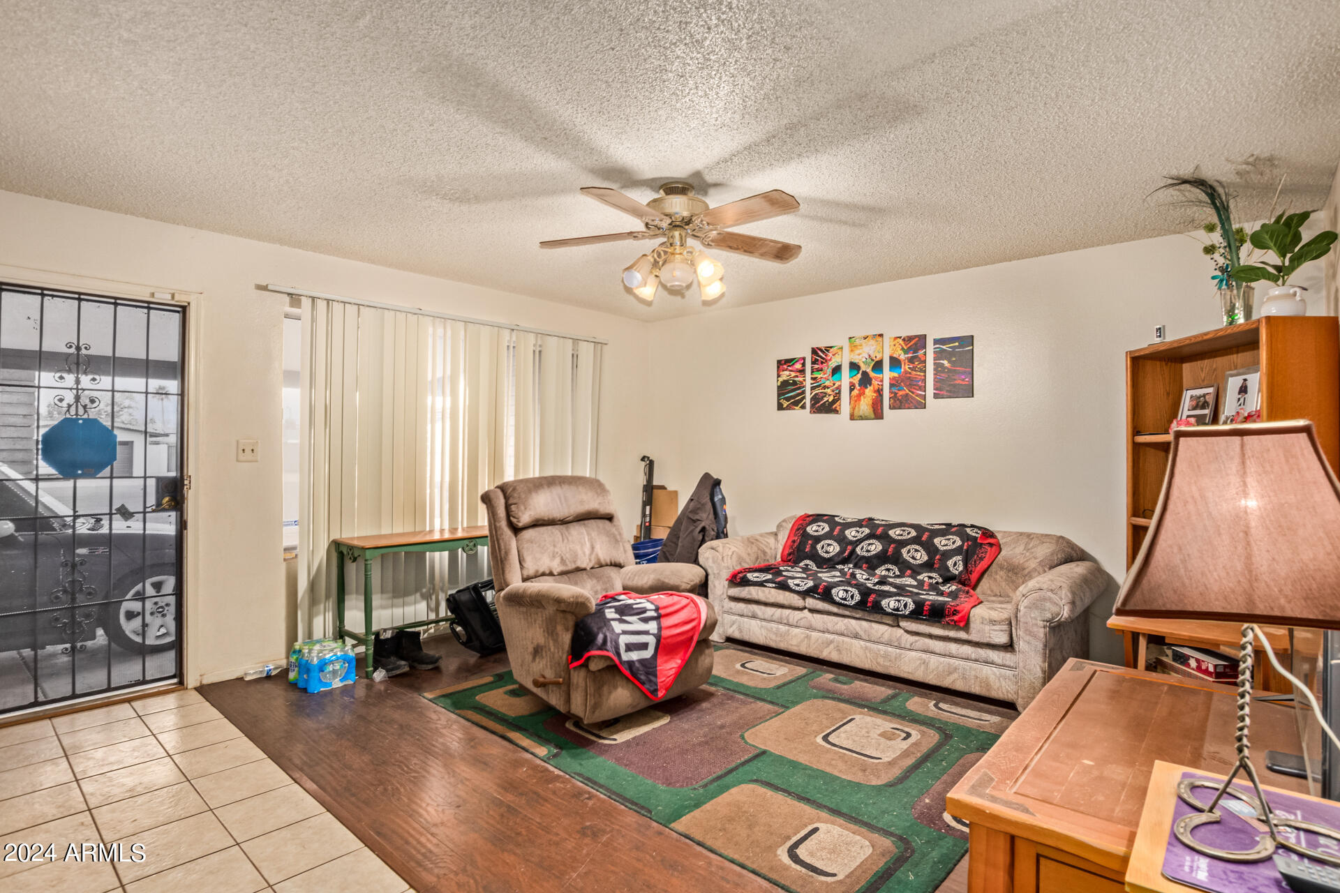 3402 W WILLOW Avenue