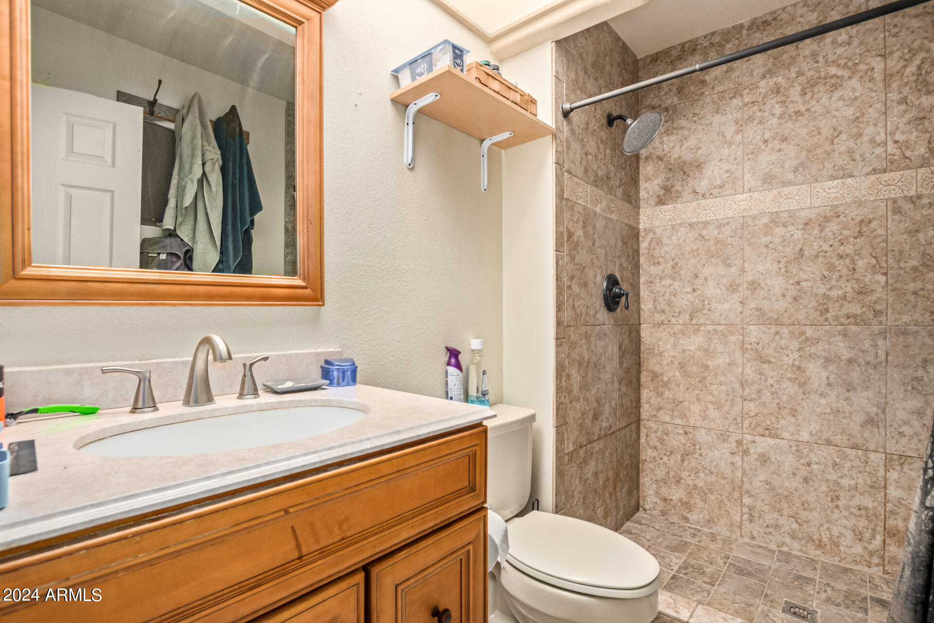 3402 W WILLOW Avenue