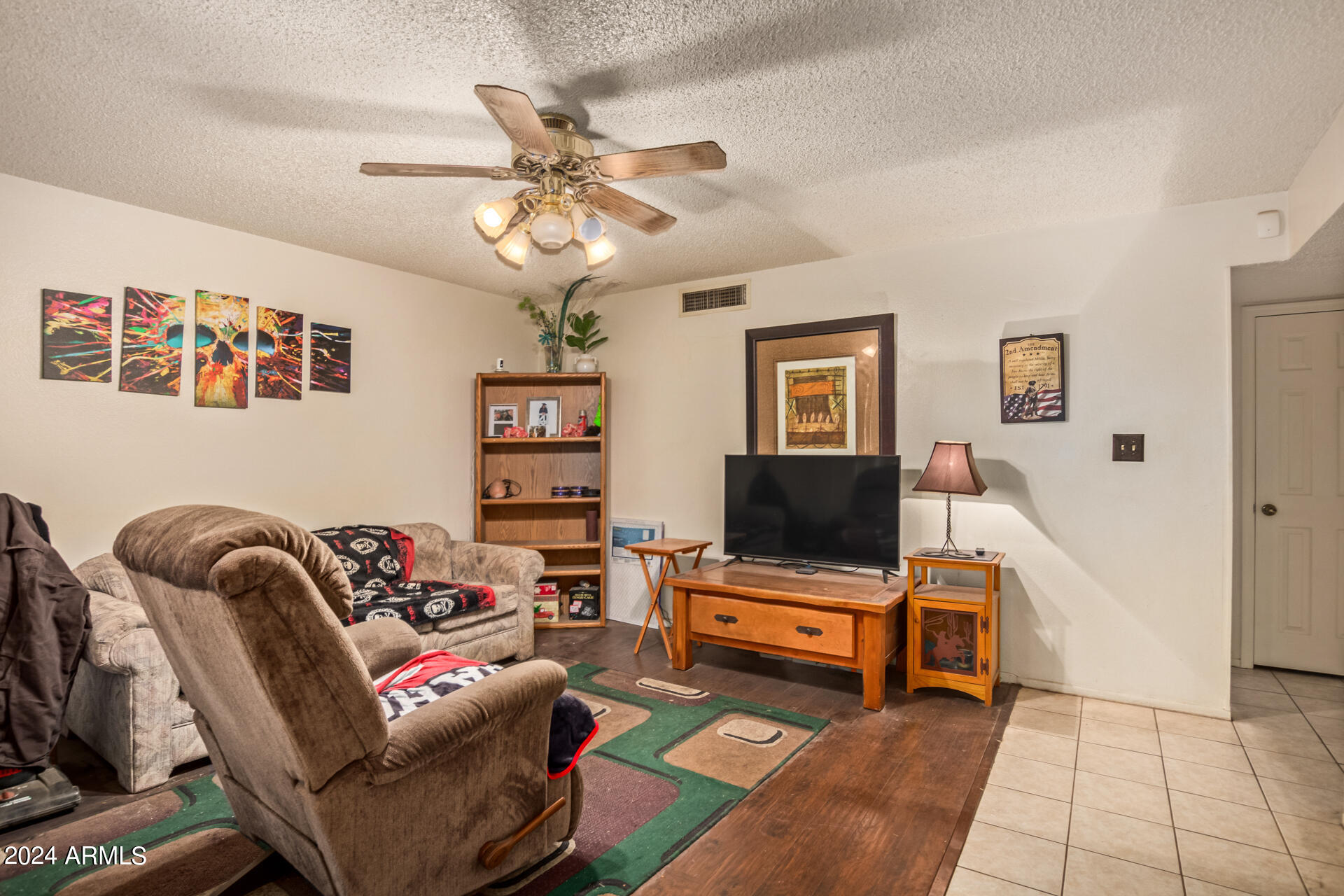 3402 W WILLOW Avenue