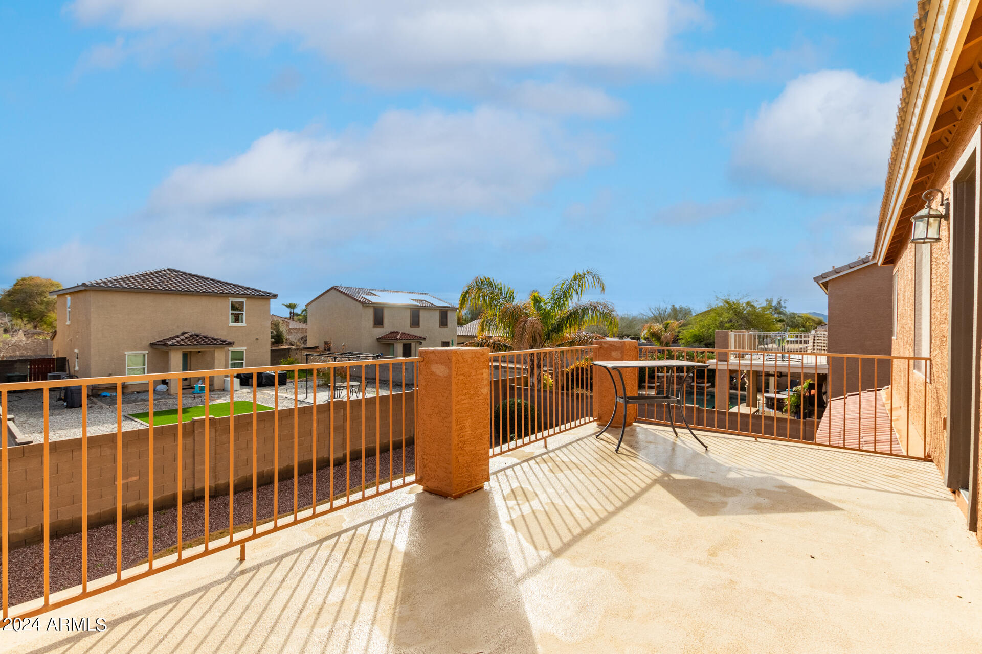 1816 N DESERT WILLOW Street