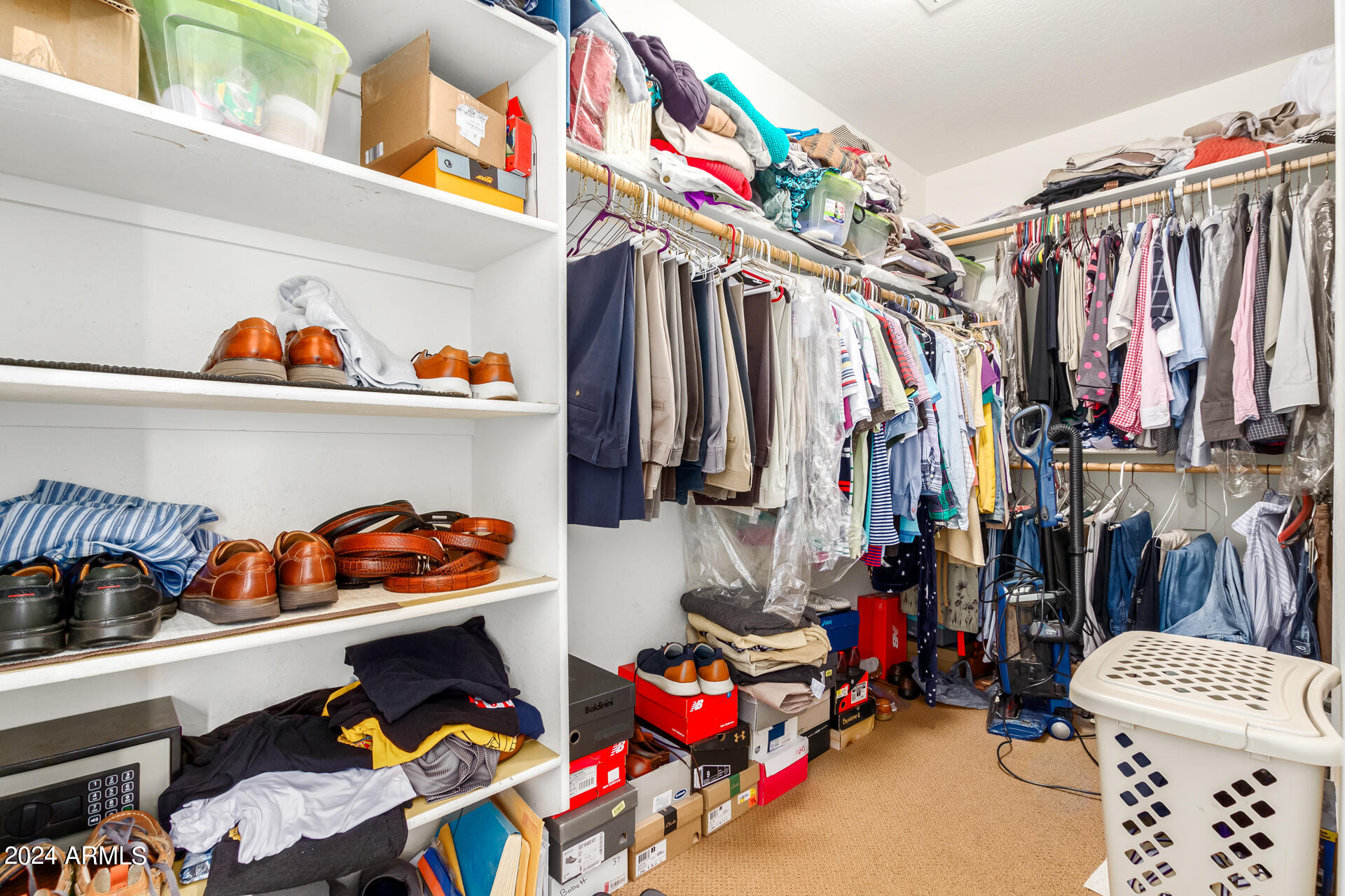 1816 N DESERT WILLOW Street