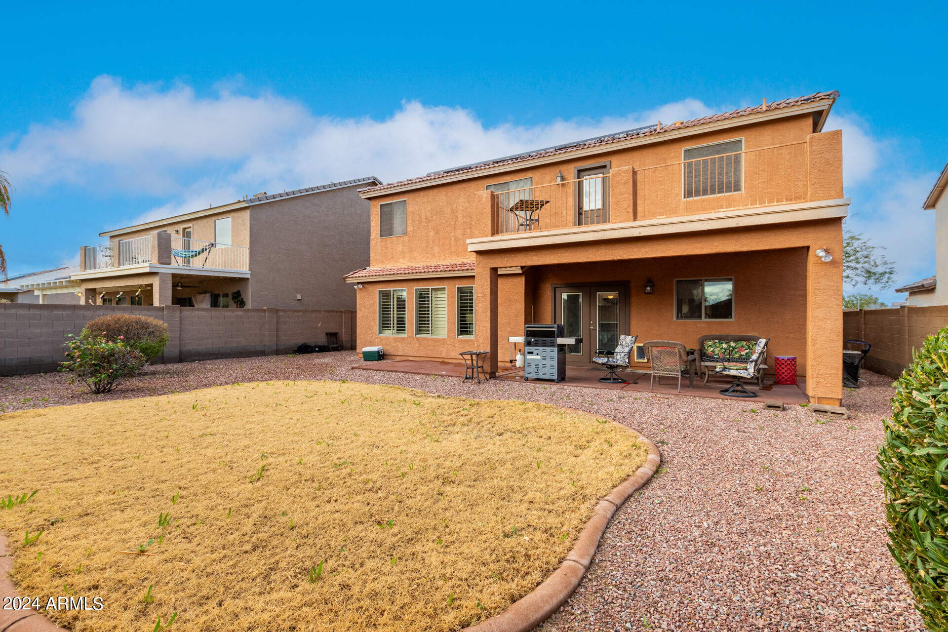 1816 N DESERT WILLOW Street