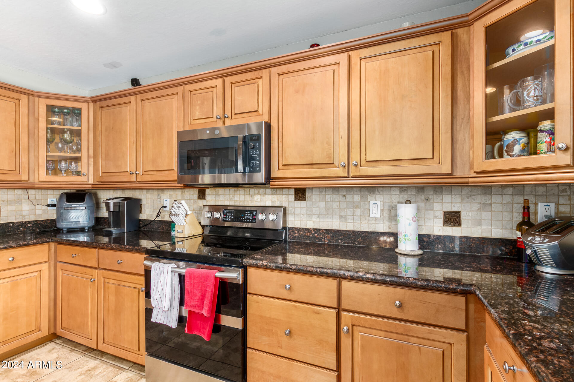 1816 N DESERT WILLOW Street