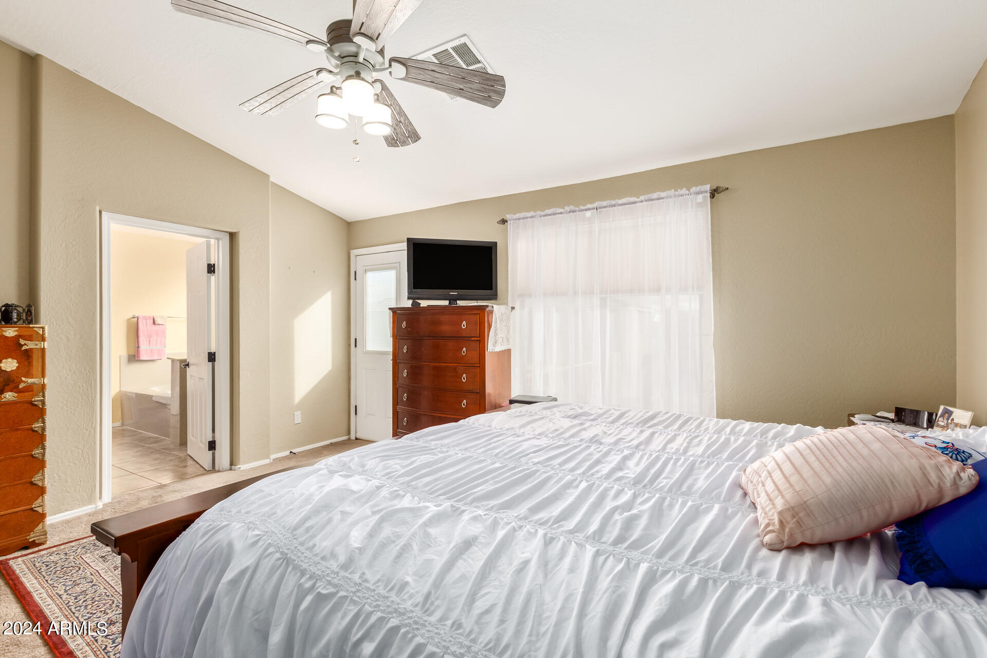 1816 N DESERT WILLOW Street