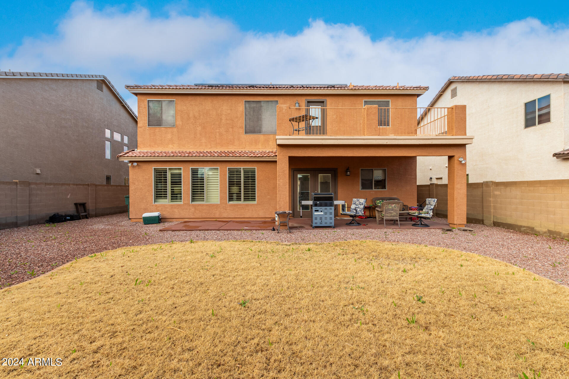 1816 N DESERT WILLOW Street