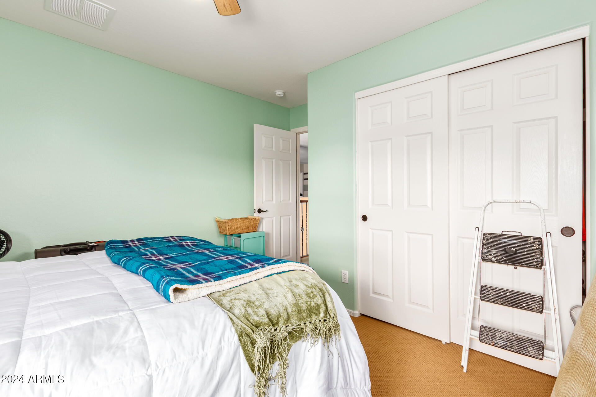 1816 N DESERT WILLOW Street