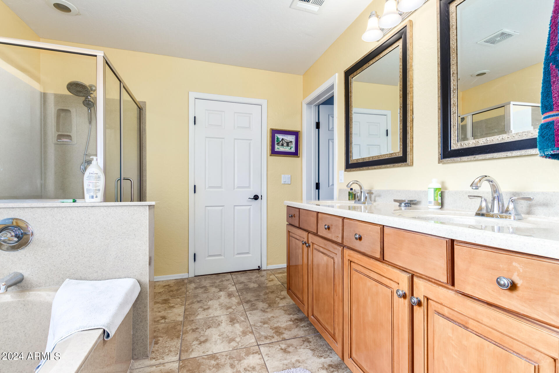 1816 N DESERT WILLOW Street