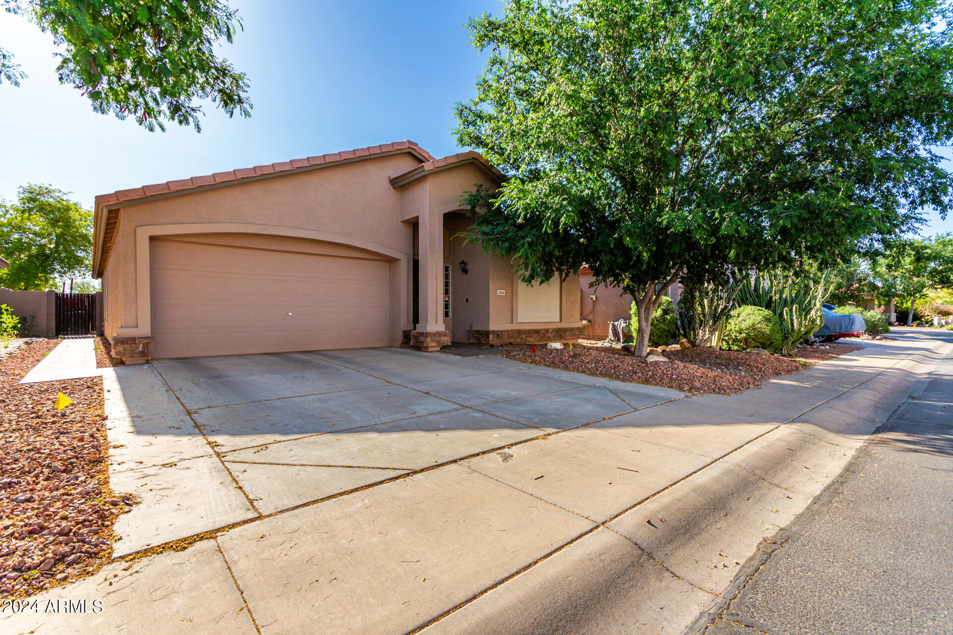 21410 N HOWELL Drive