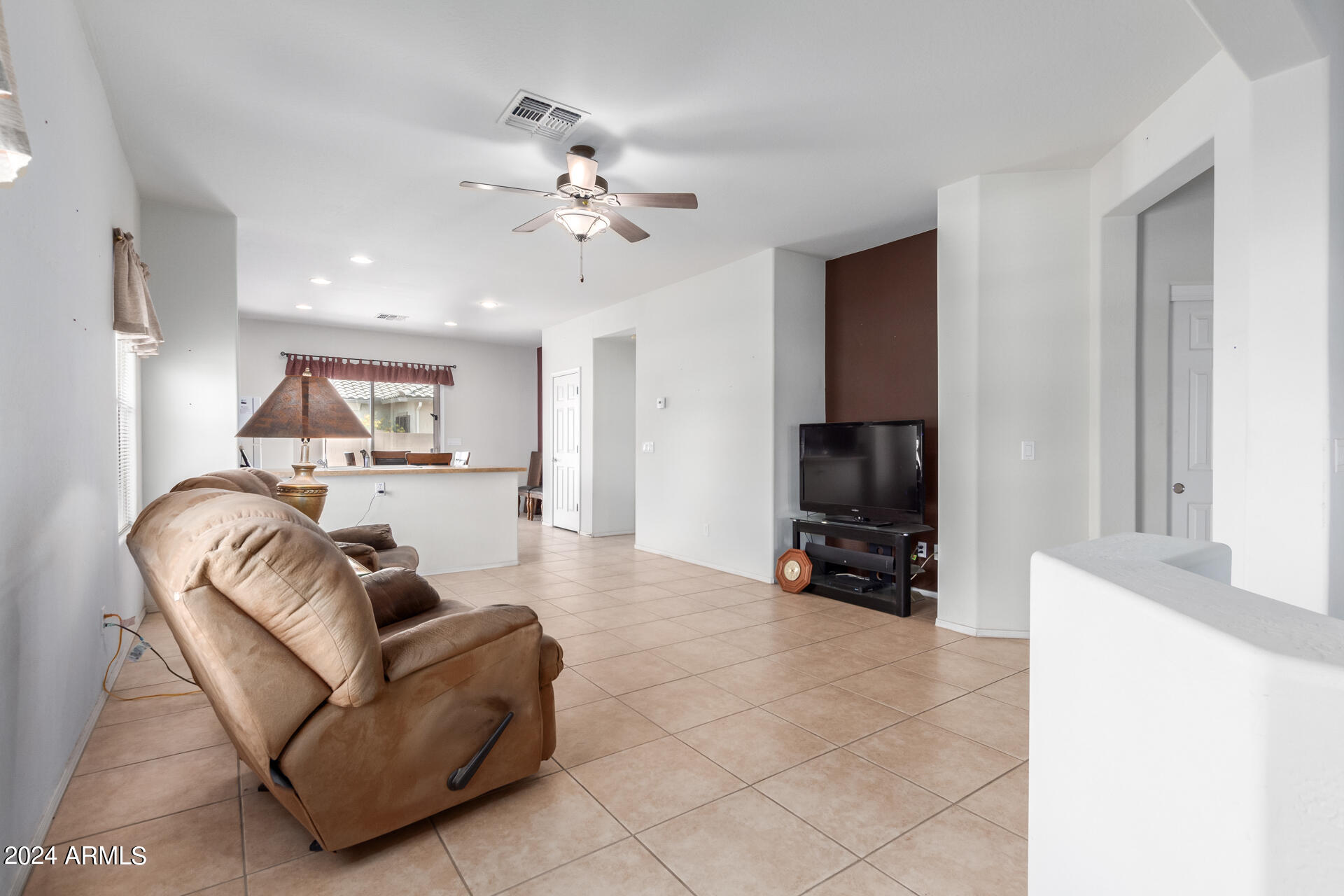 7285 W MILLERTON Way