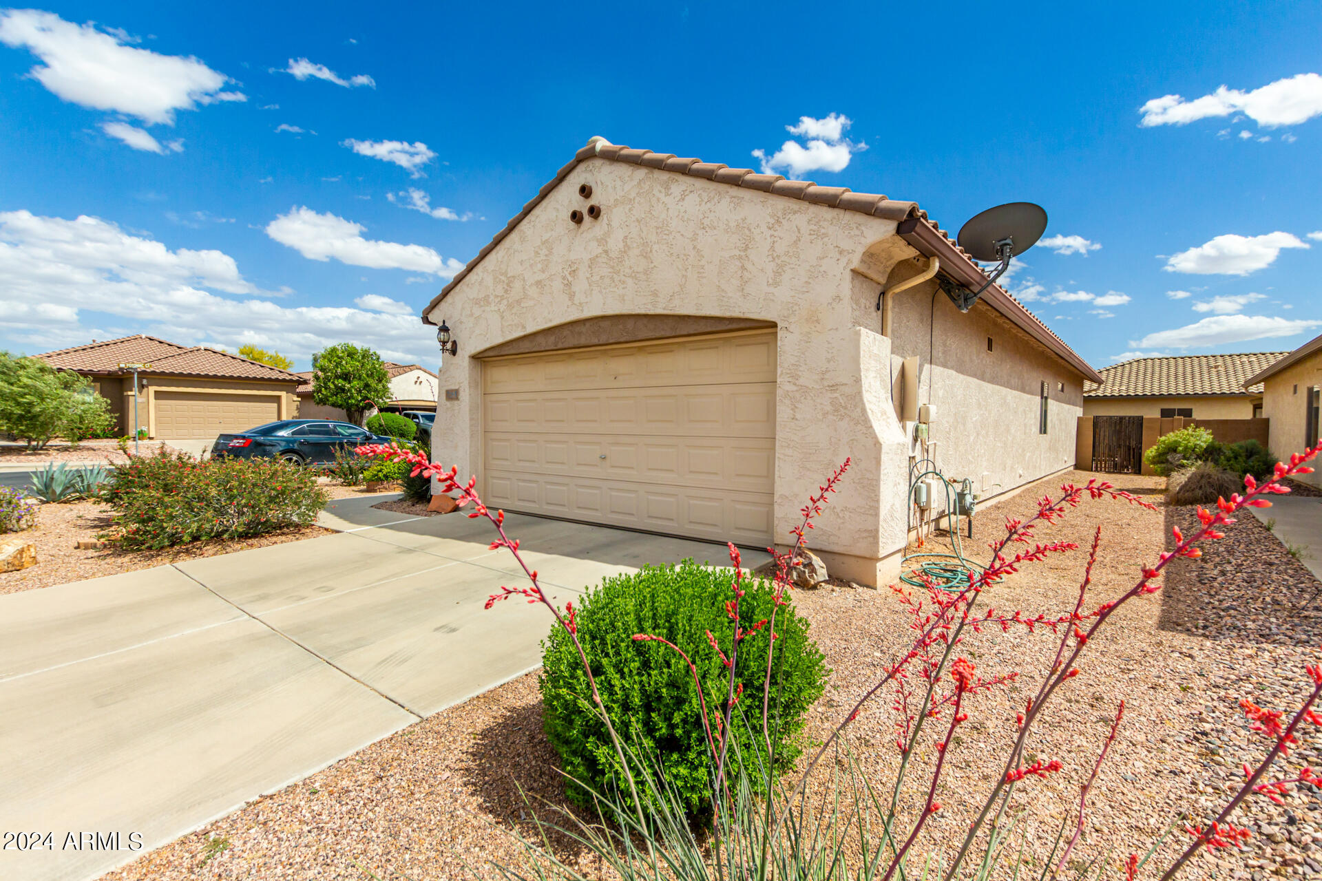 7285 W MILLERTON Way