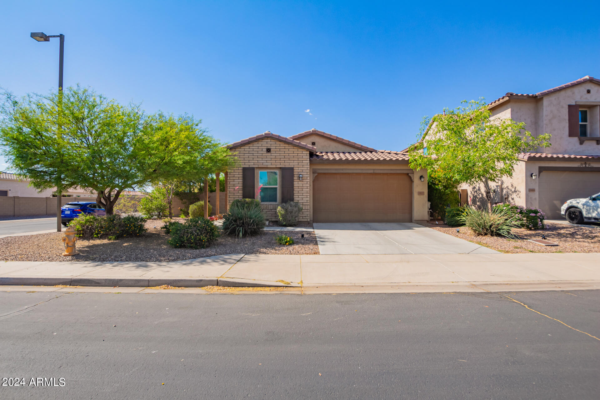 19872 W SHERMAN Street