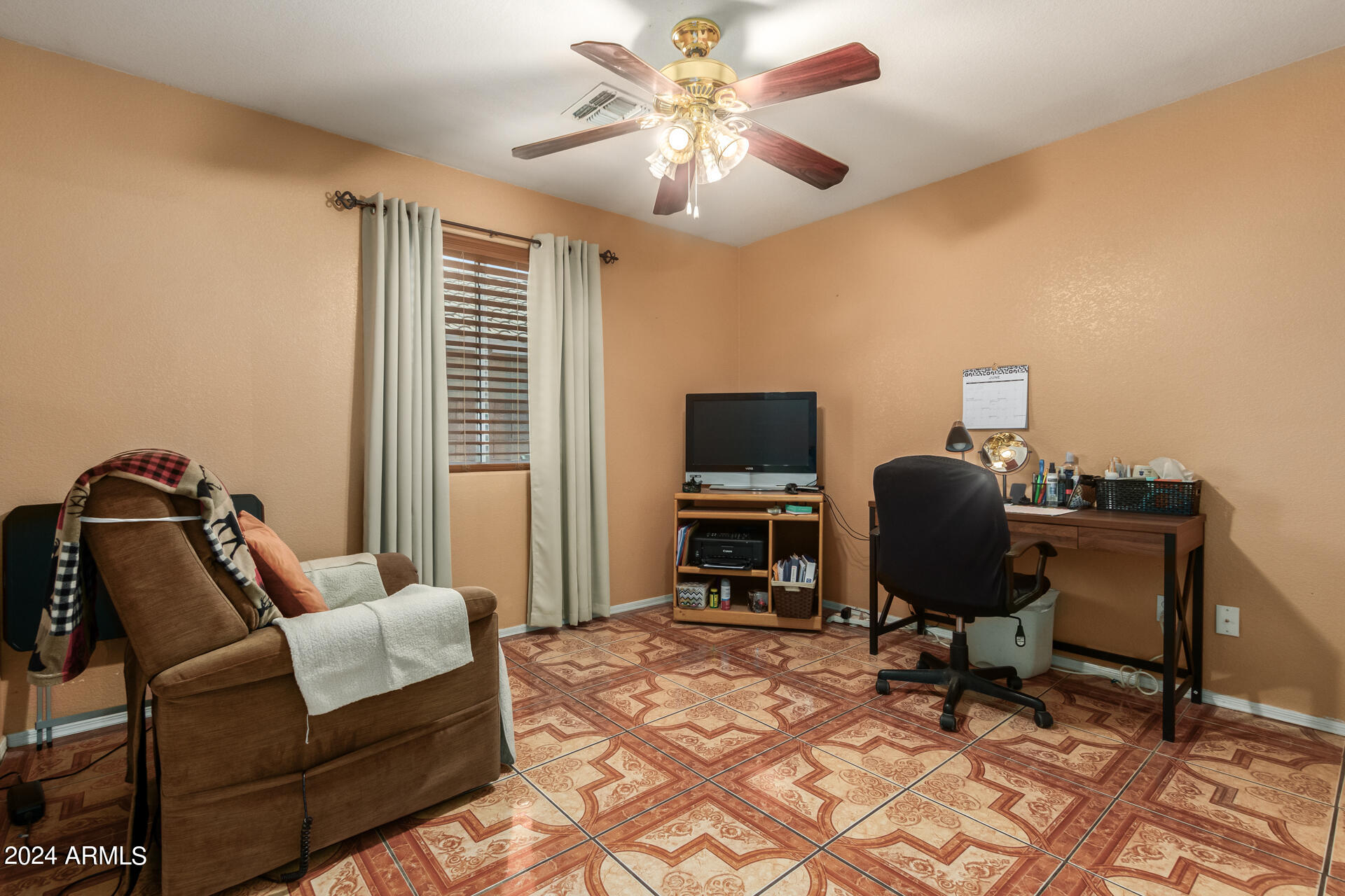 3422 W MALDONADO Road