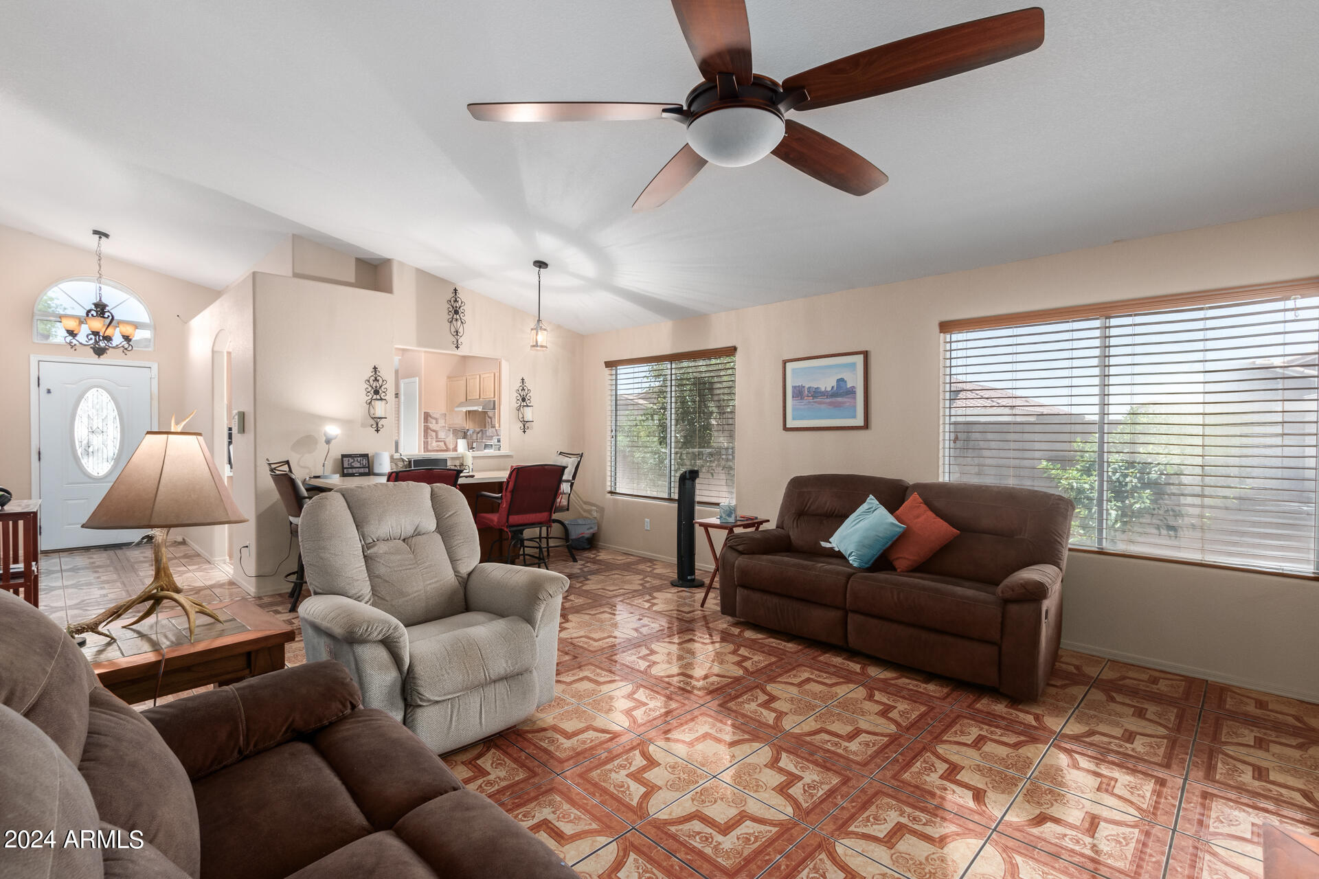 3422 W MALDONADO Road