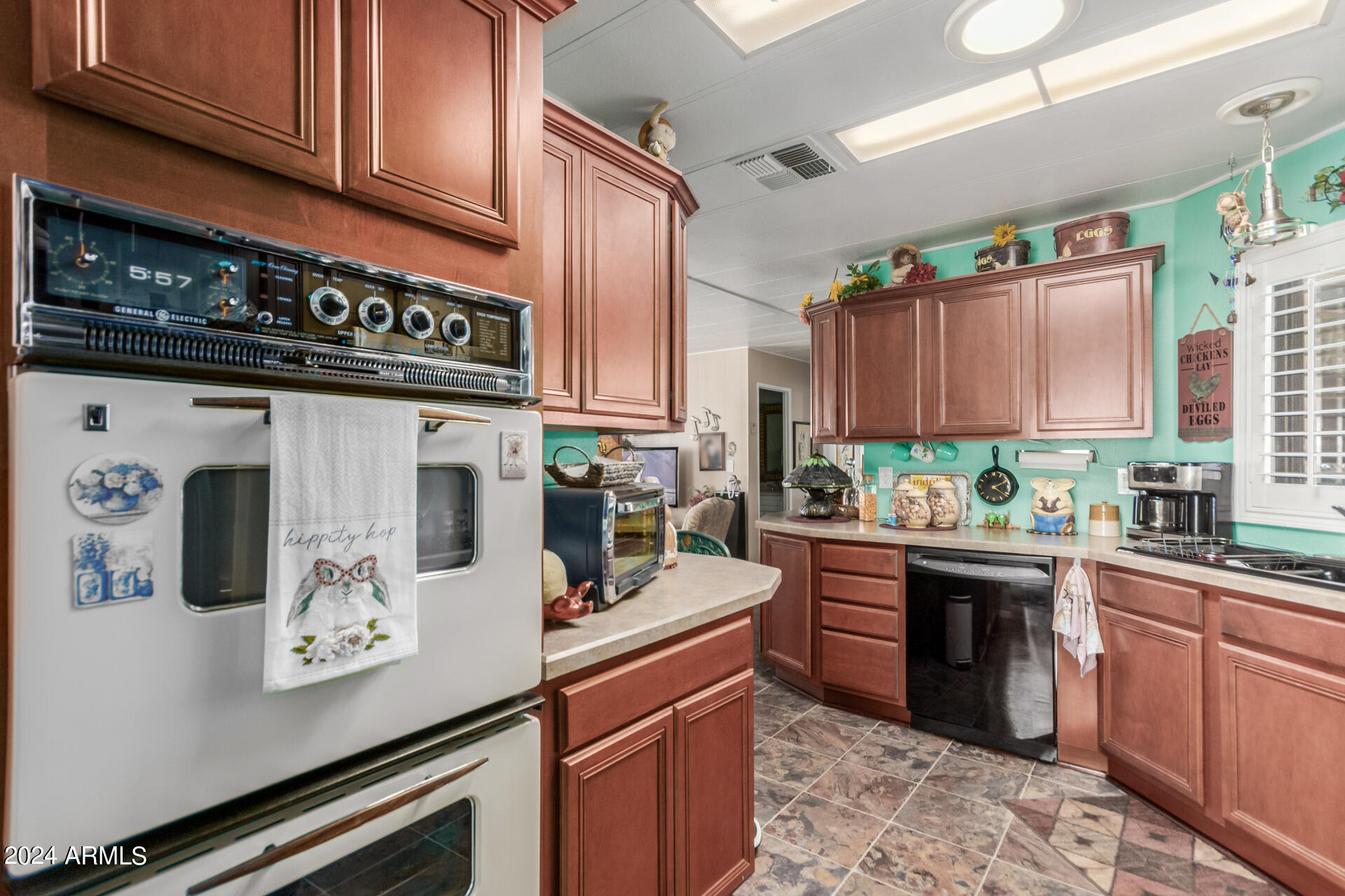 4065 E UNIVERSITY Drive, 442