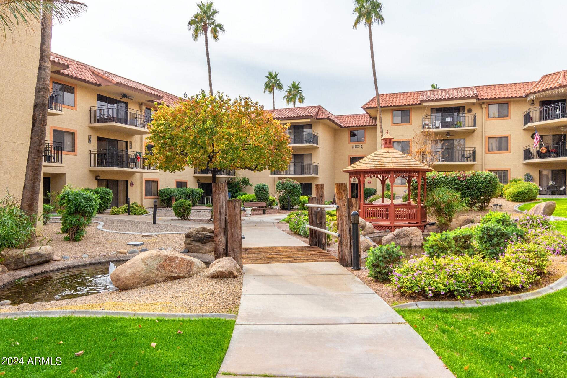 10330 W THUNDERBIRD Boulevard, C317