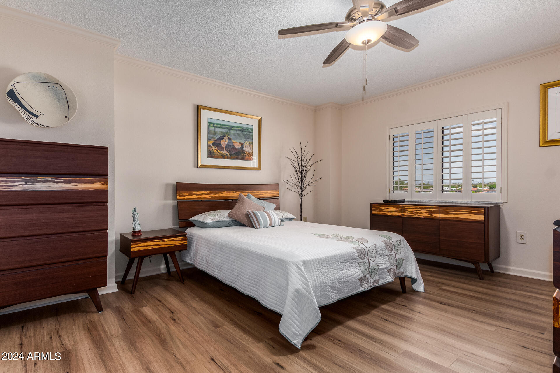 10330 W THUNDERBIRD Boulevard, C317