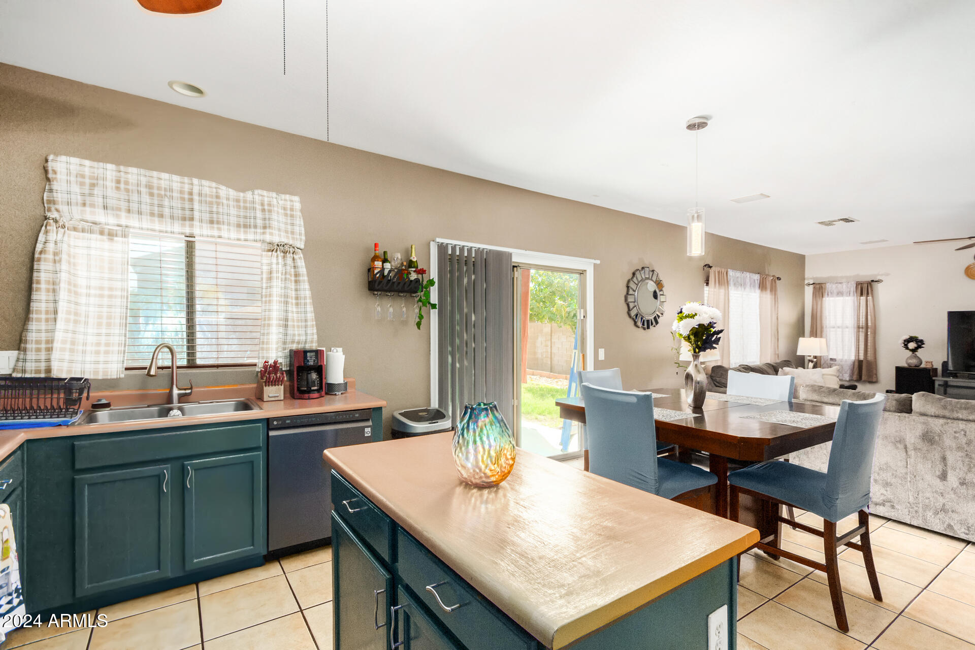 12401 W FLANAGAN Street