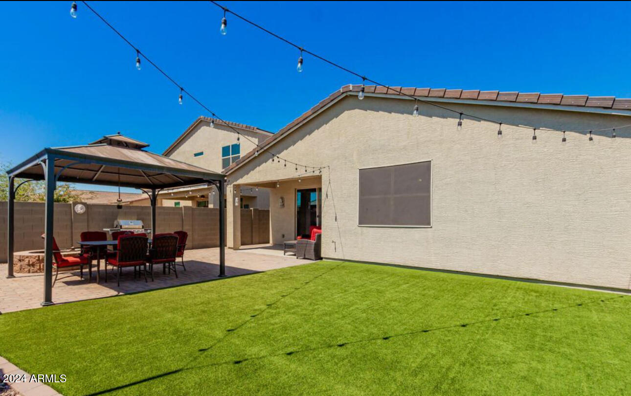 9745 W SOUTHGATE Avenue