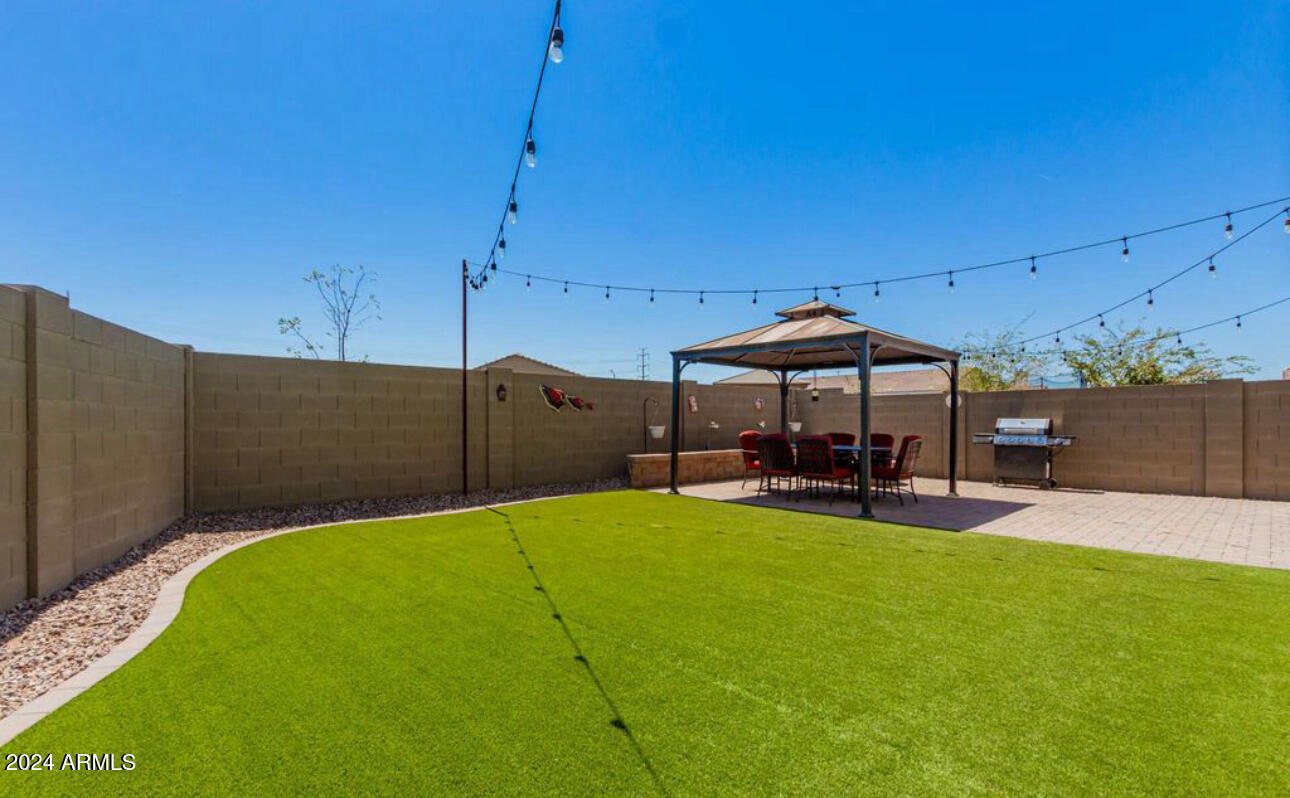 9745 W SOUTHGATE Avenue