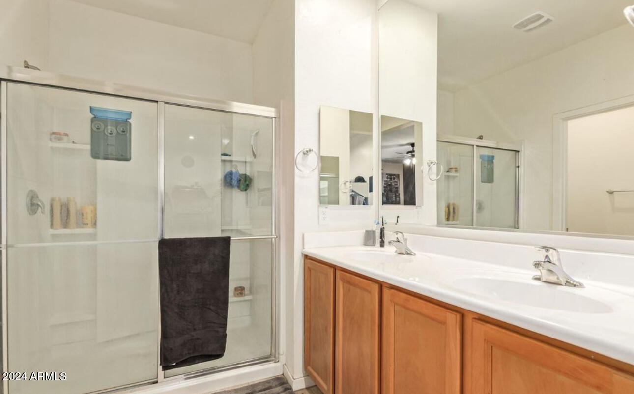 9745 W SOUTHGATE Avenue