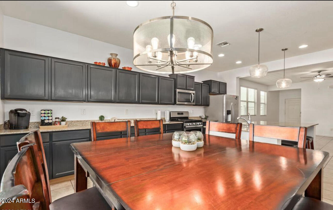 9745 W SOUTHGATE Avenue