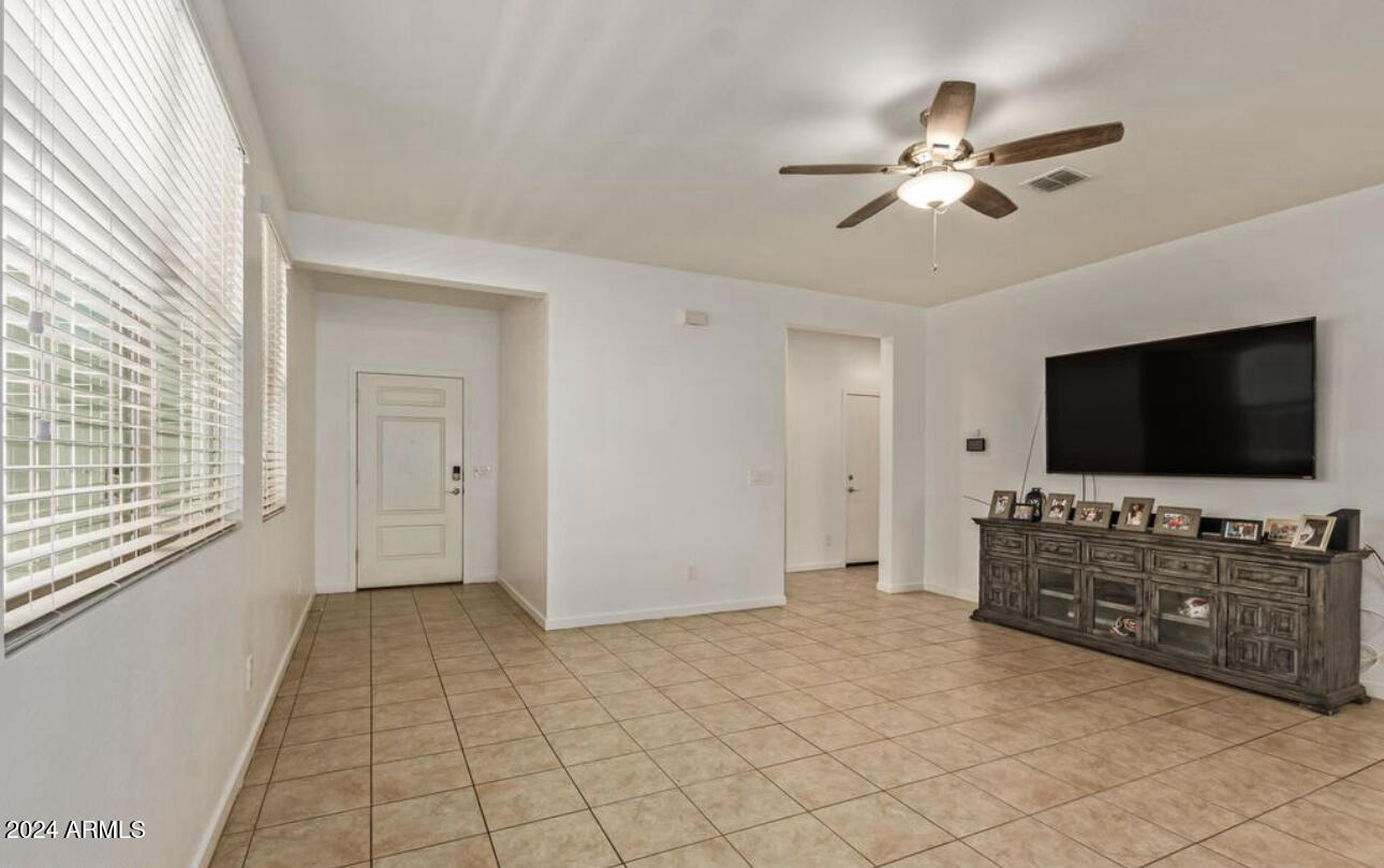 9745 W SOUTHGATE Avenue