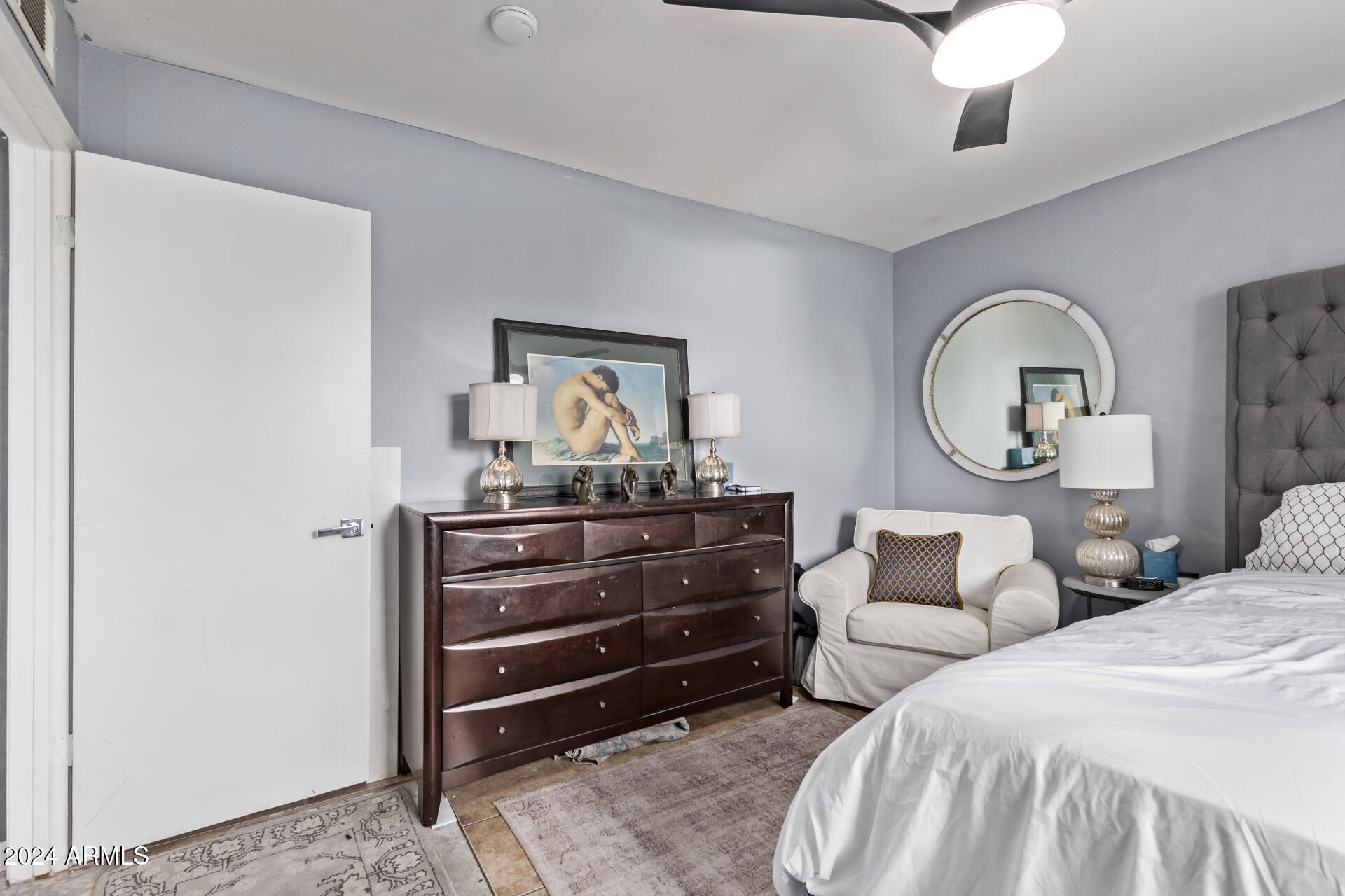 5135 N 10TH Street, 4