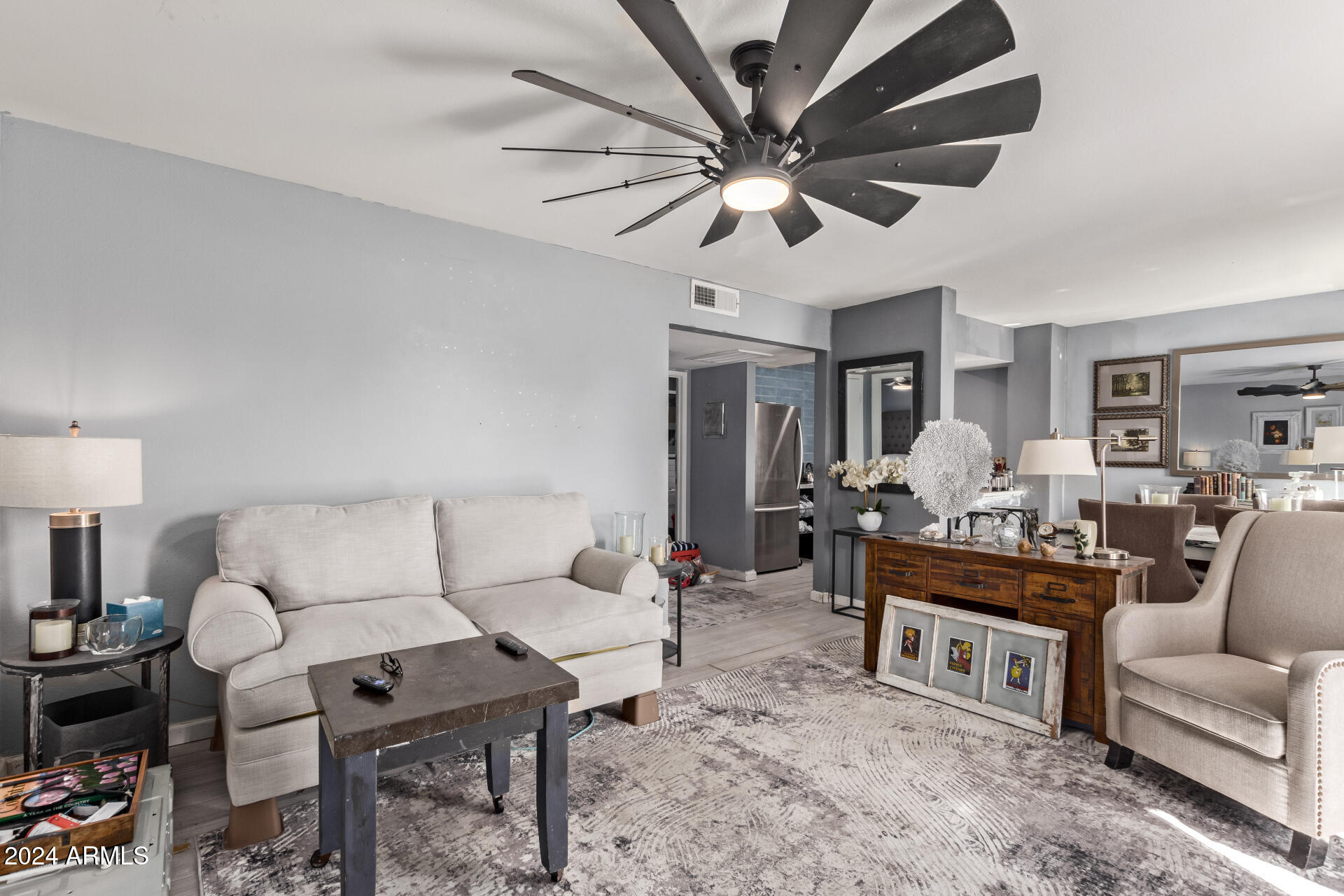 5135 N 10TH Street, 4