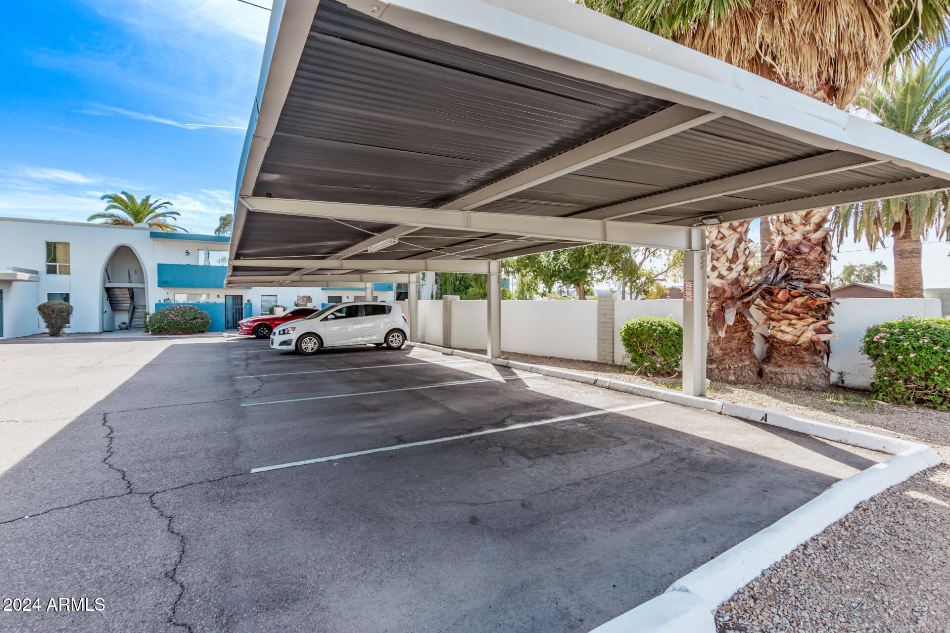 5135 N 10TH Street, 4