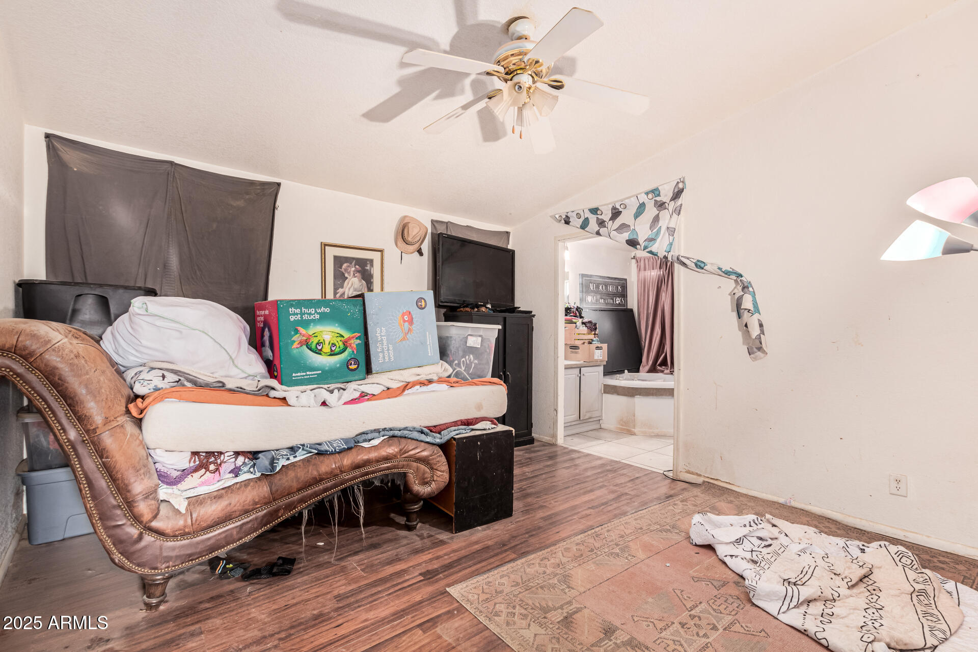 9800 E BUTTE MEADOWS Lane