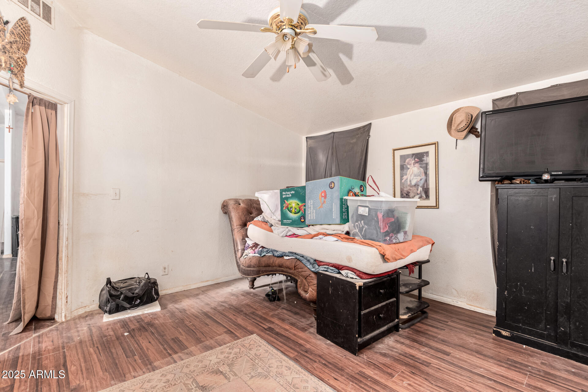 9800 E BUTTE MEADOWS Lane