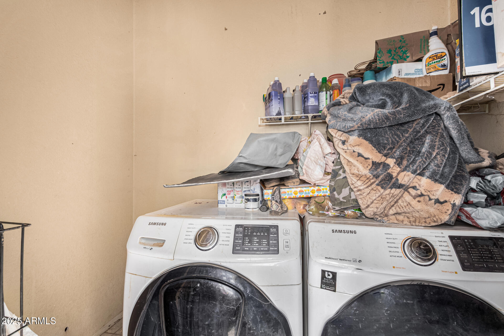 9800 E BUTTE MEADOWS Lane