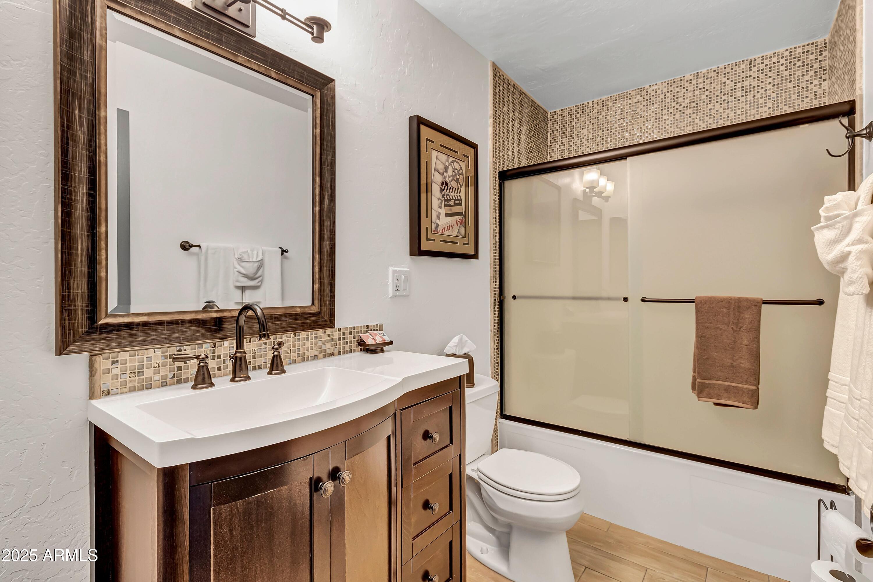 4600 N 68TH Street, 319