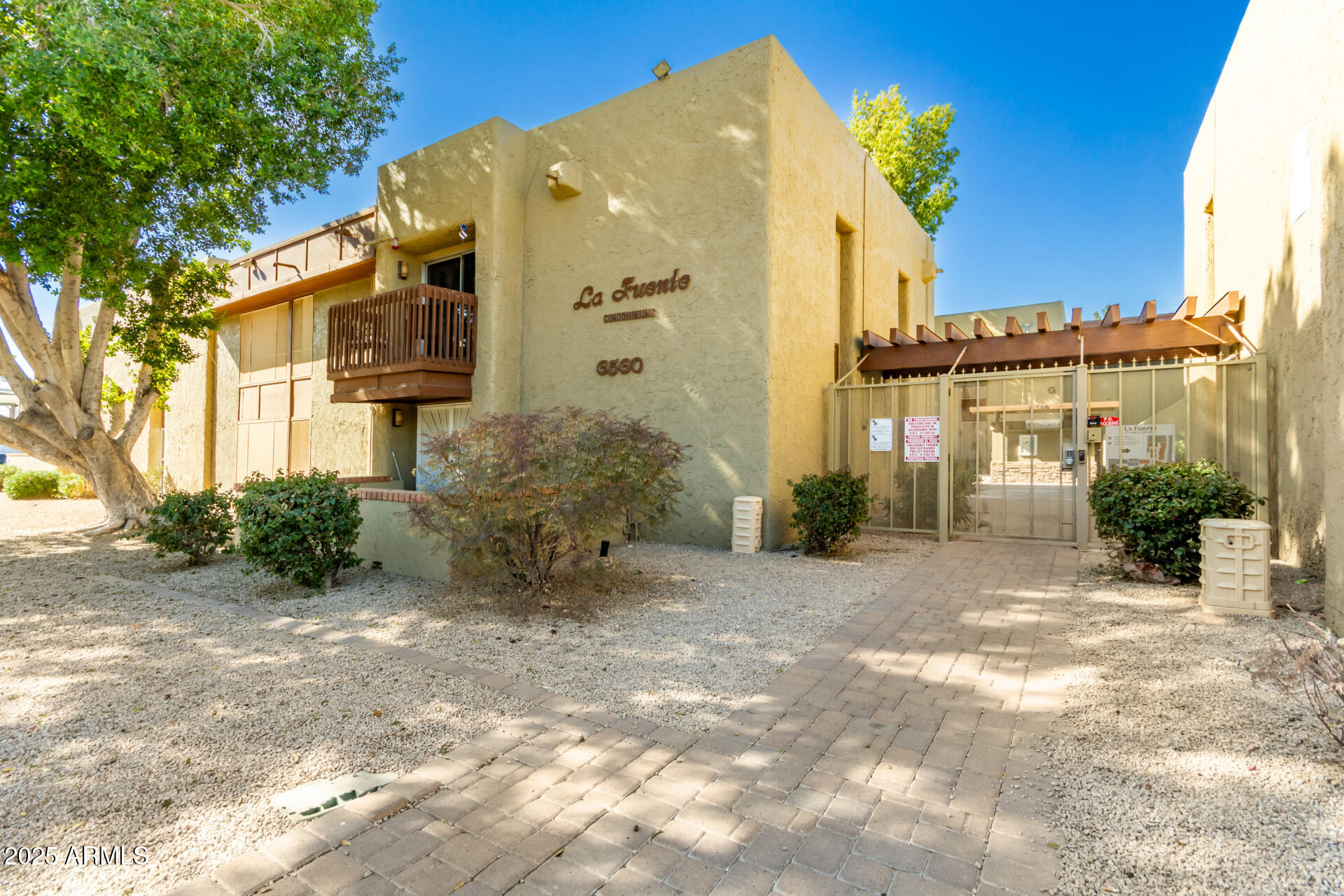 1701 W Tuckey Lane, 134