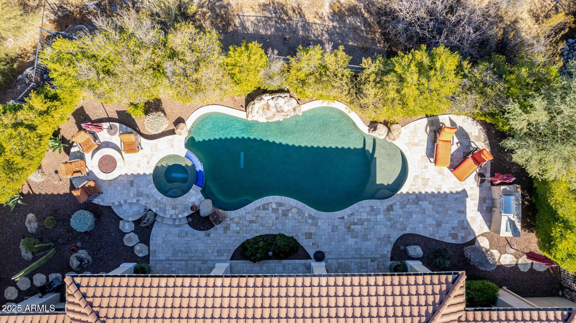 37267 NE Greythorn Circle