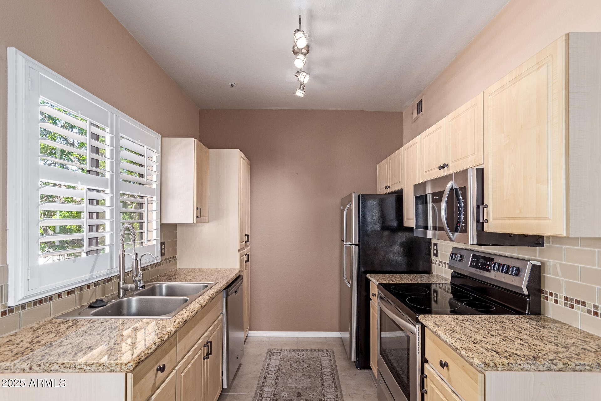 9600 N 96TH Street, 257