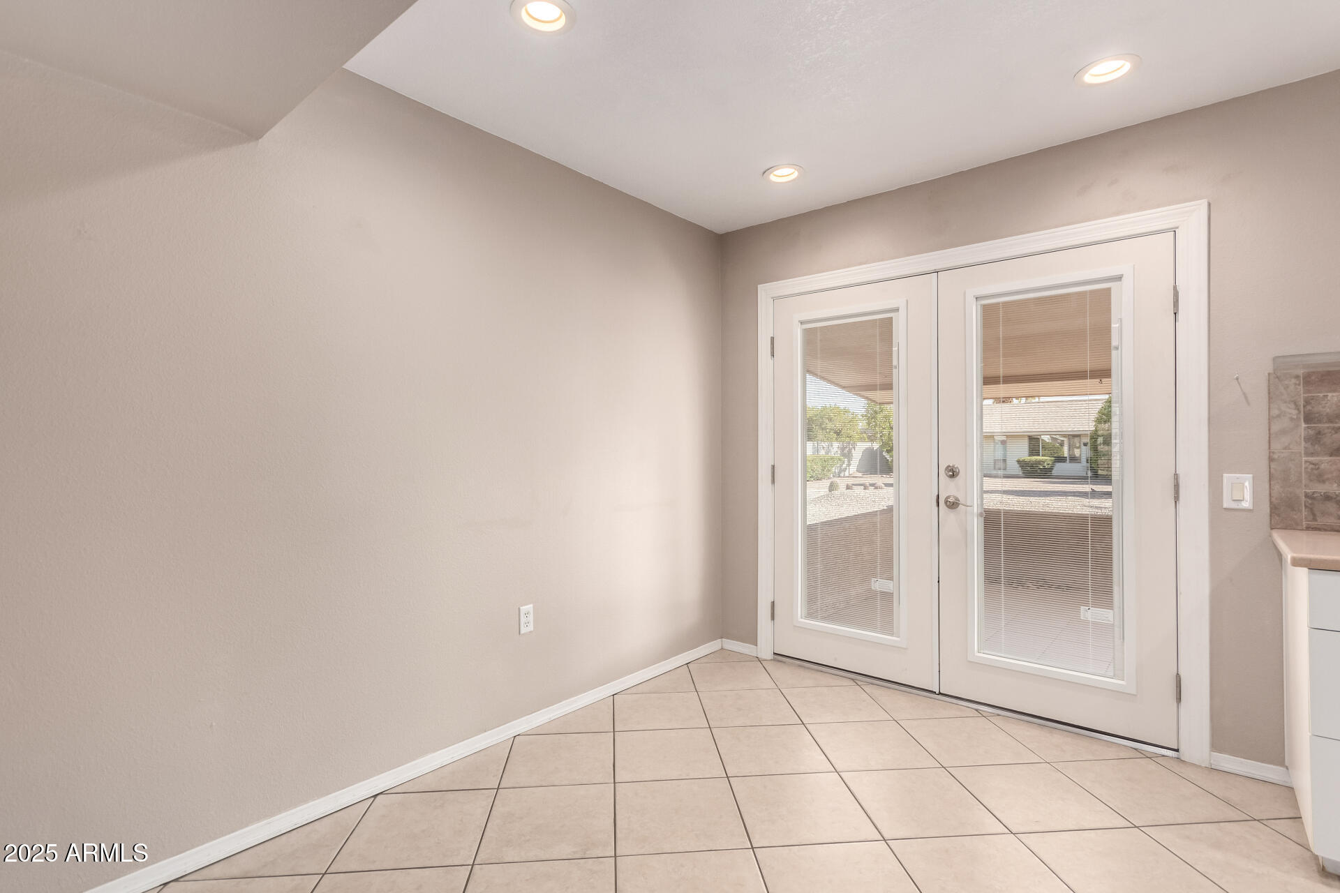 9715 W GREENWAY Road