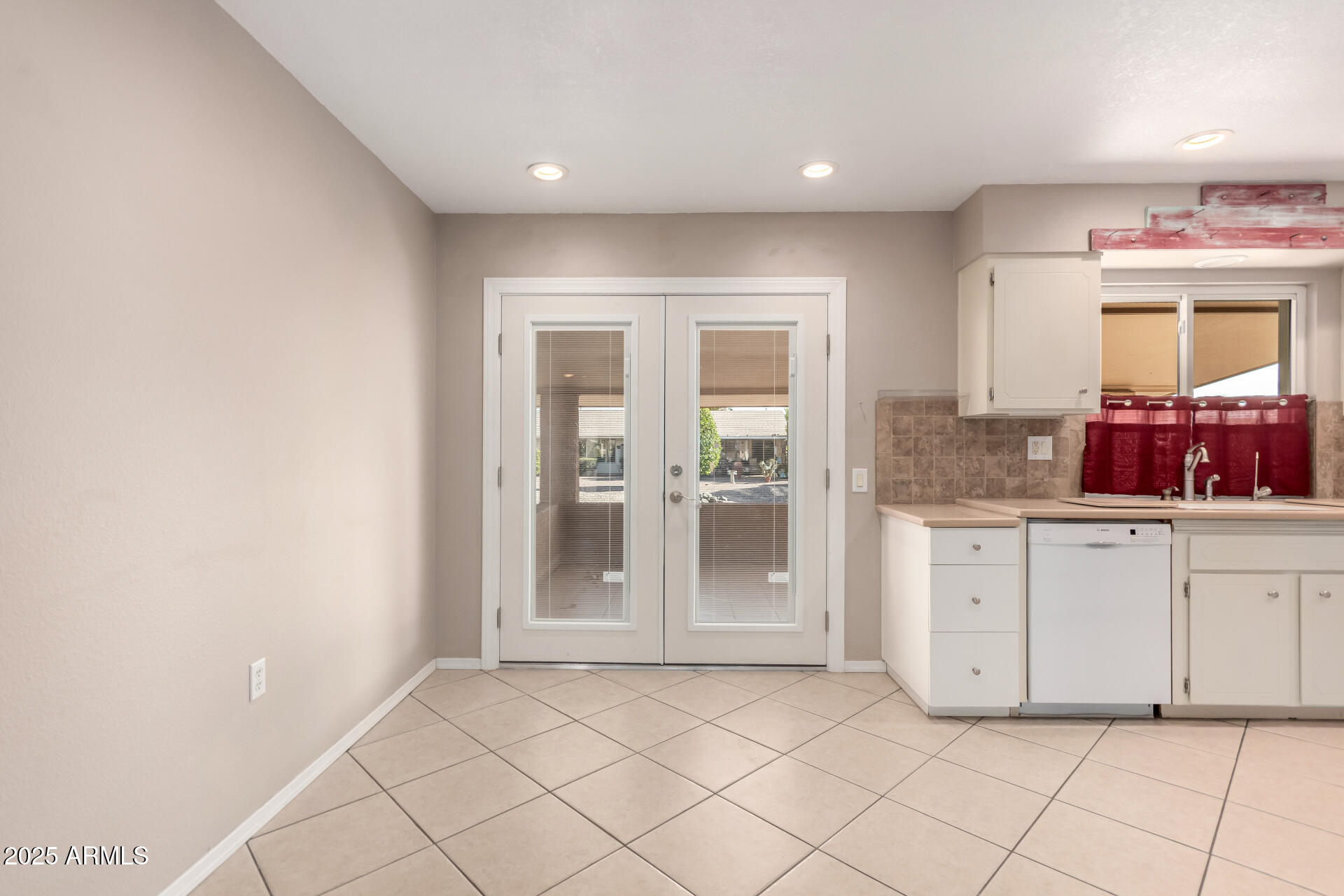 9715 W GREENWAY Road